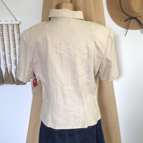 Sheri Martin Tan Button Down - Picture 3 of 8